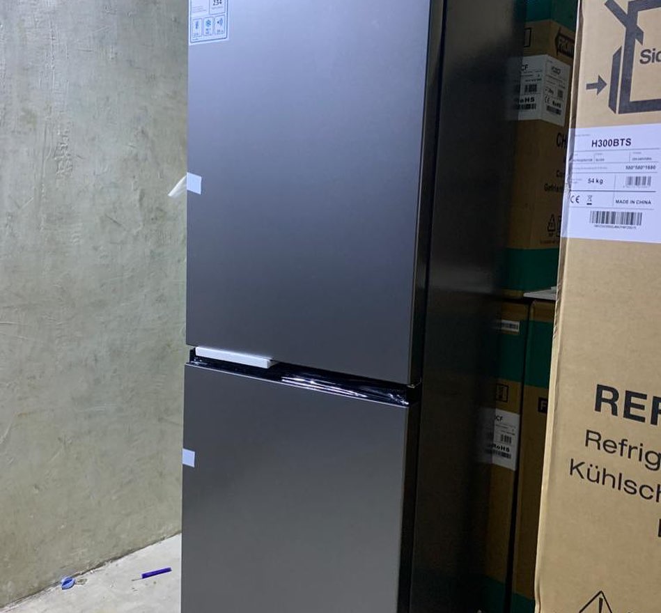 Réfrigérateur Congélateur HISENSE RB435N4WWE 255l Total No Frost