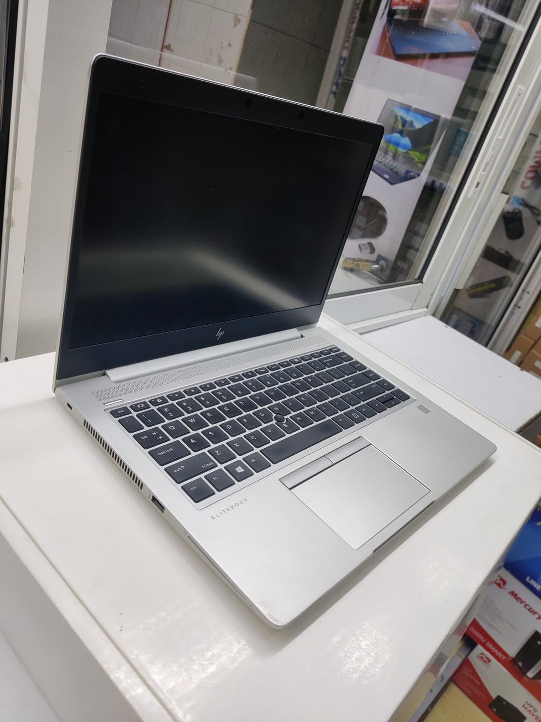 Brand New HP EliteBook 840 G5 i7, 16GB RAM, 512GB SSD – Windows 10