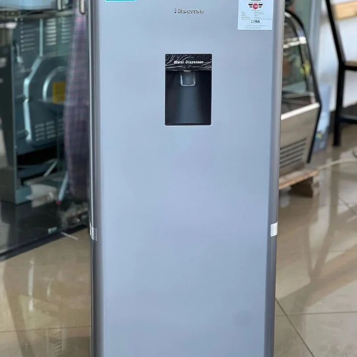 RÉFRIGÉRATEUR HISENSE 177L avec distributeur d'eau