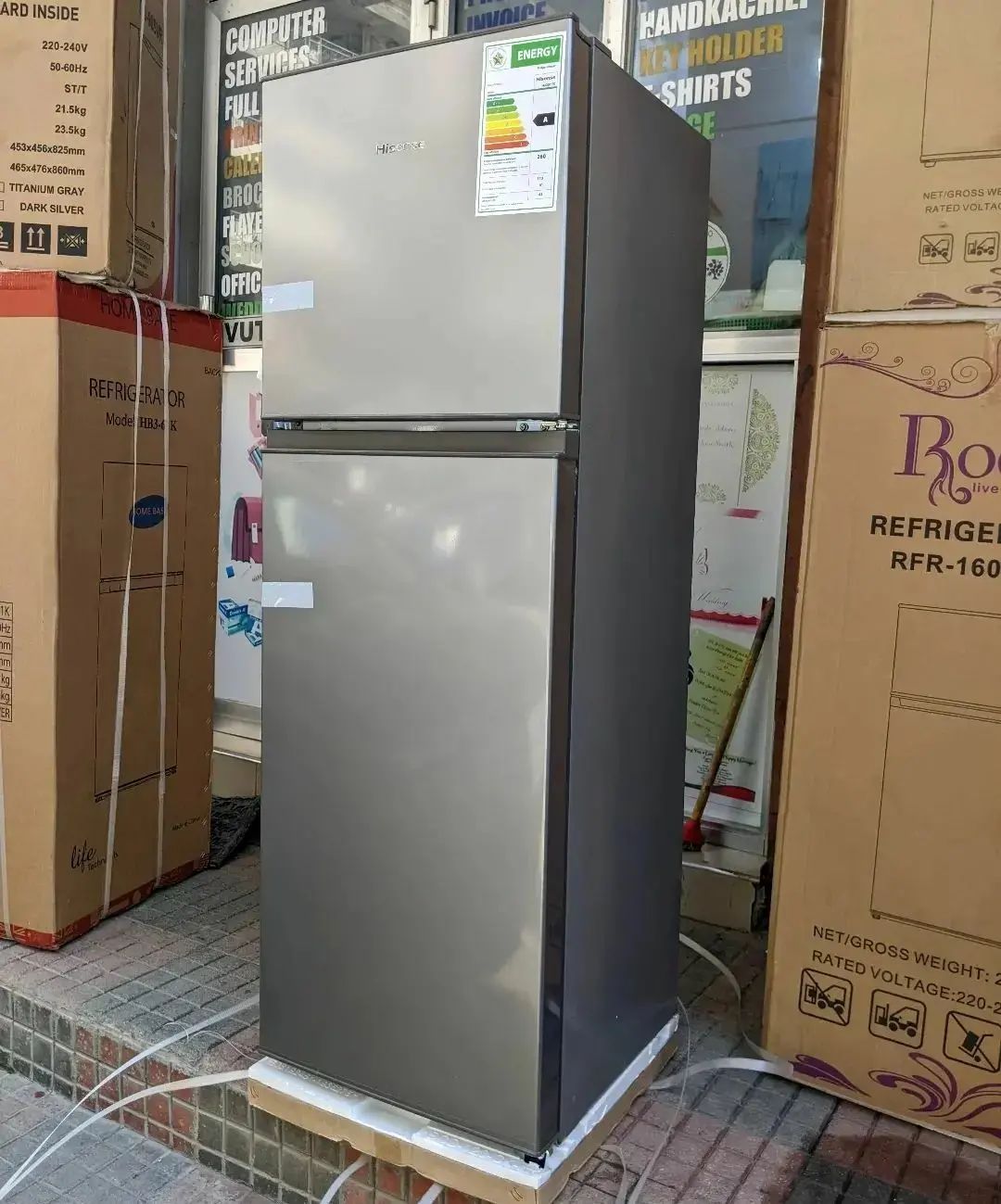 Réfrigérateur Congélateur HISENSE RB435N4WWE 255l Total No Frost